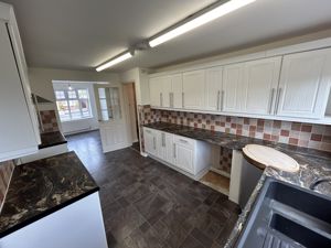 Photo 10- click for photo gallery